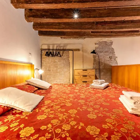 Little Gem Apartment